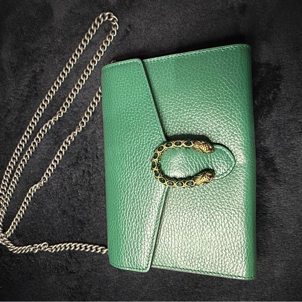 Authentic GUCCI Green Dionysus Mini Chain Bag - Picture 2 of 8
